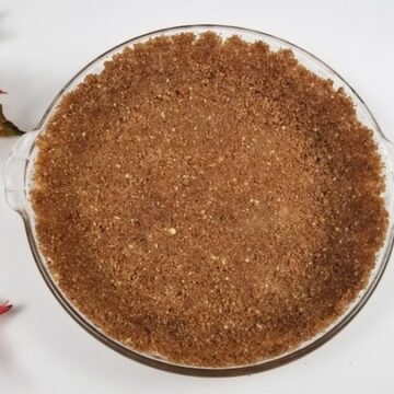 gingersnap pie crust with pecans